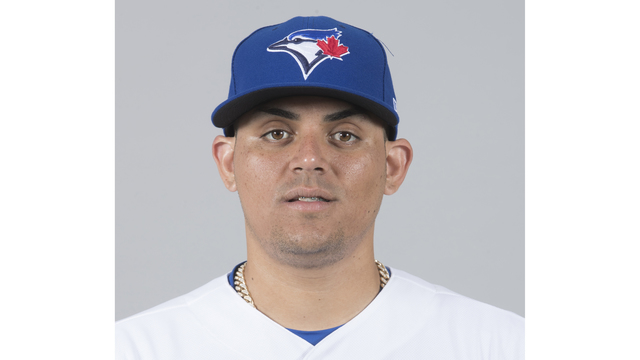 Jays closer Roberto Osuna charged with assault in Toronto