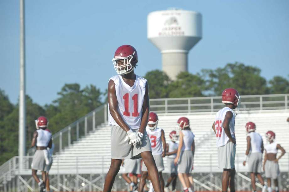 Jasper defensive back and wide receiver Terrien Collins. Photo: Matt Faye/The Enterprise / Matt Faye/The Enterprise